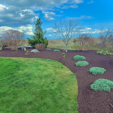 Weed-Edge-Mulch-Project-in-Milford-CT 0